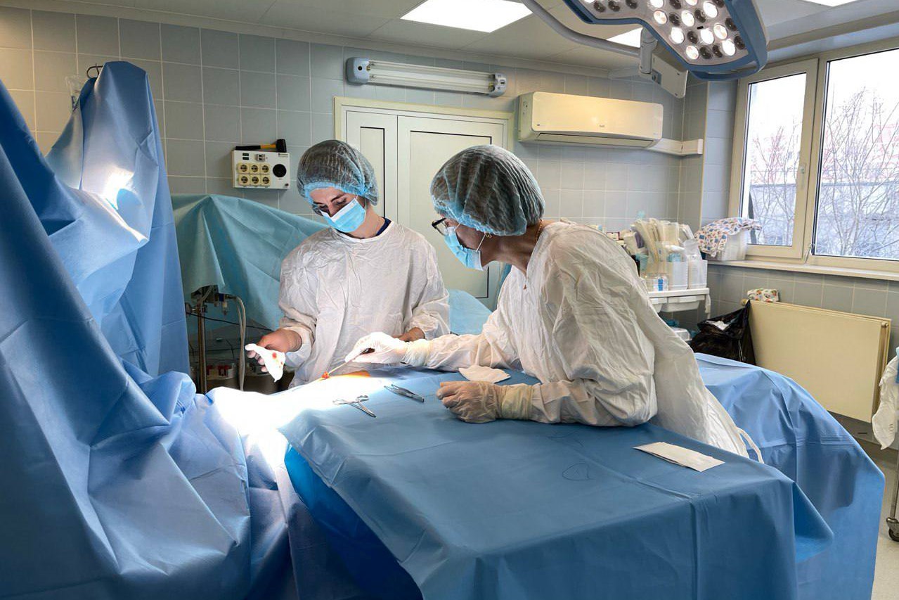 В Иркутске хирурги впервые установили детям беспроводные кардиомониторы