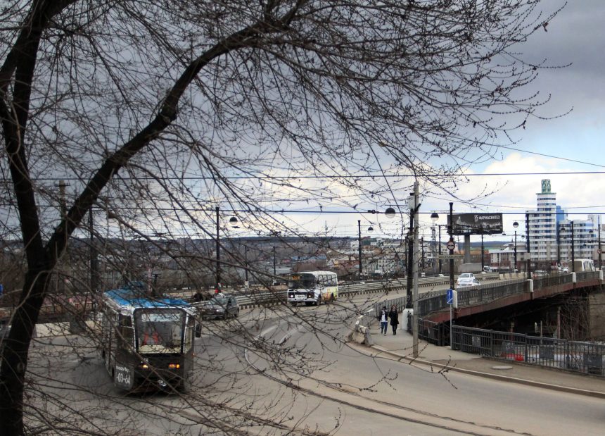 В Иркутске изменится схема движения по Глазовскому мосту