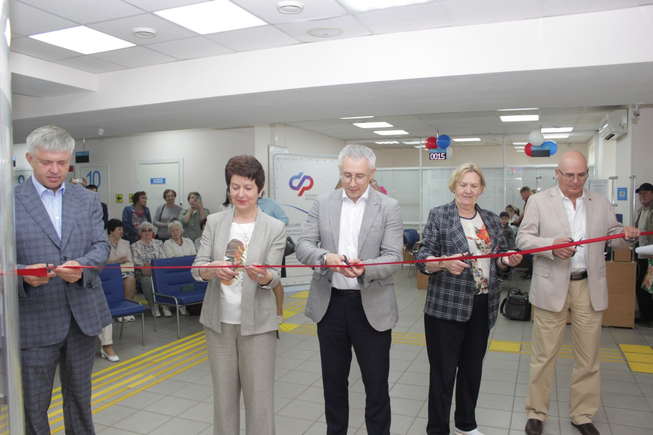 В Иркутске открыли Центр общения людей старшего поколения