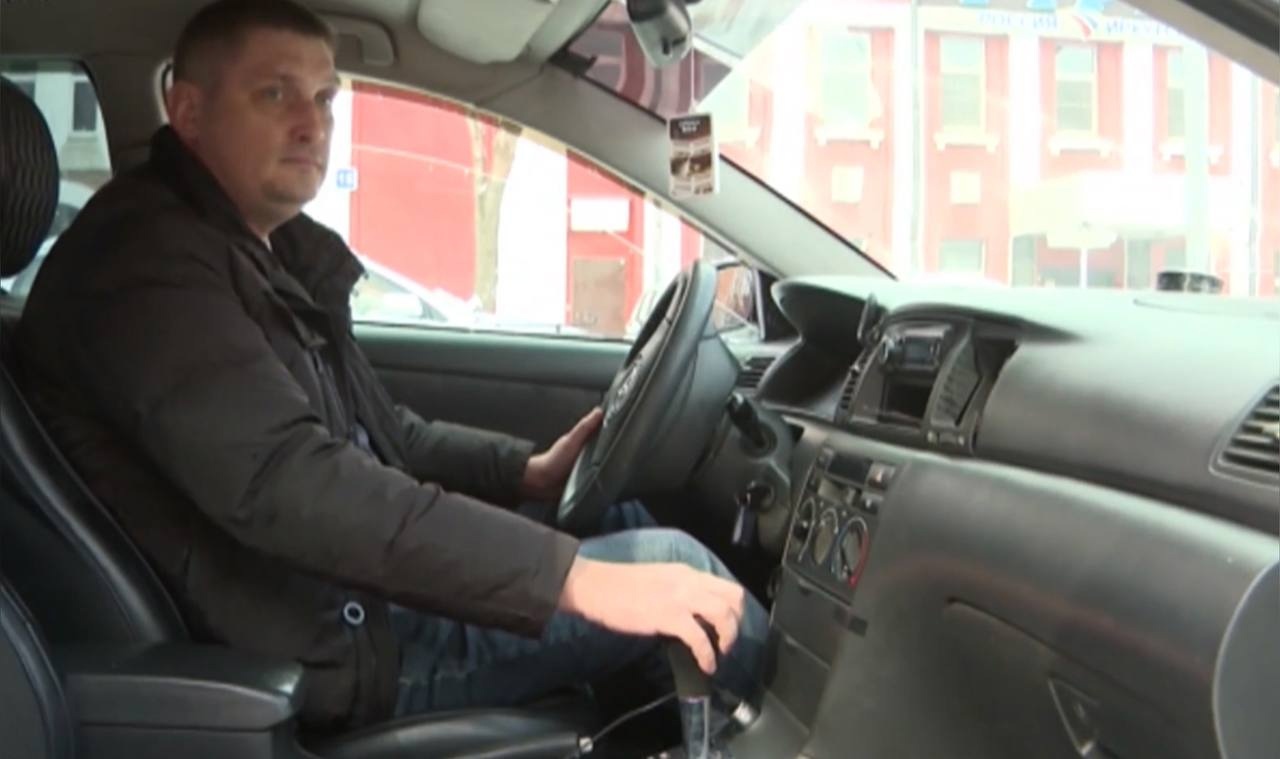 В Иркутске таксист спас сбережения пенсионерки от мошенников