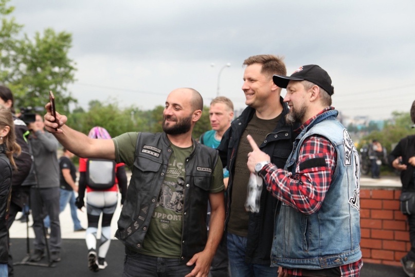 В Иркутске встретили участников мотопробега "Владивосток — Выборг"