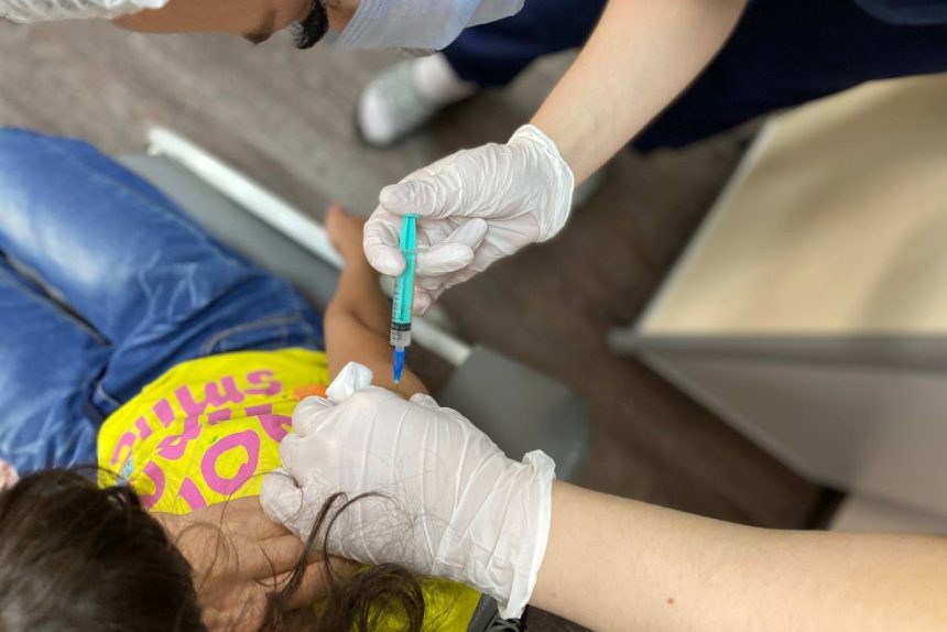 В Иркутской области девочек вакцинируют против вируса папилломы человека