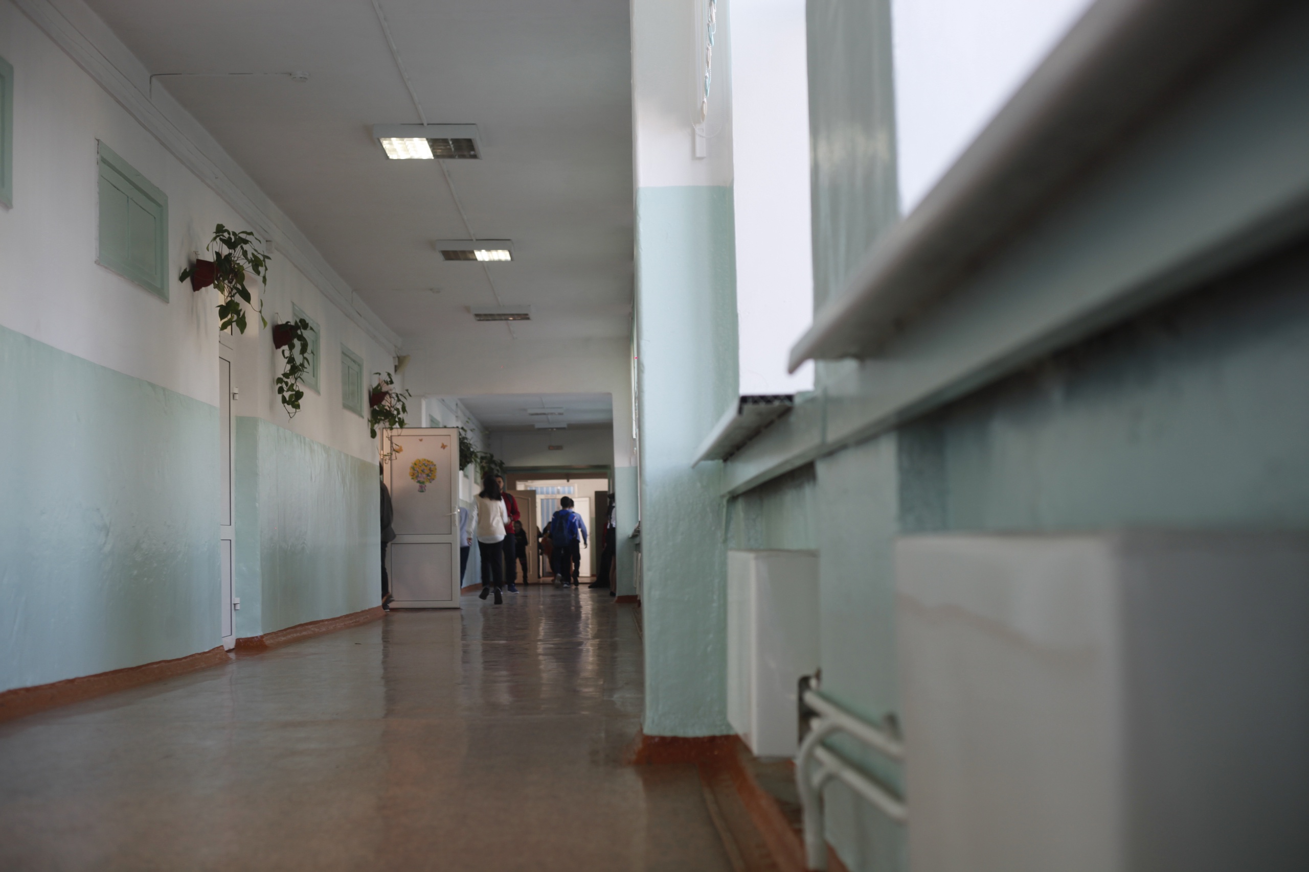 В случае неявки ребенка в школу родителей предупредят в течение трех часов