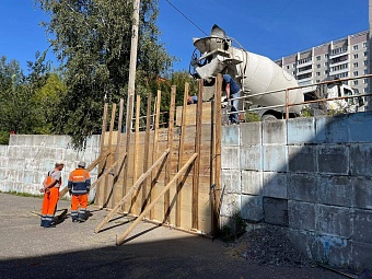 В Университетском завершают работы по благоустройству