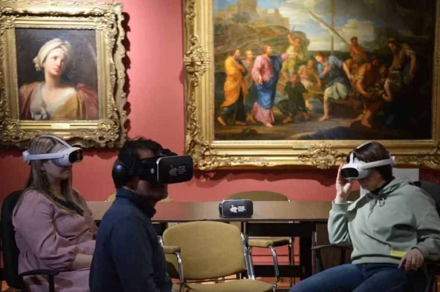 В усадьбе Сукачёва проводят показы VR-фильма об императоре Николае II