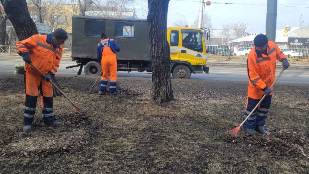 В выходные в Иркутске провели комплексную уборку улиц