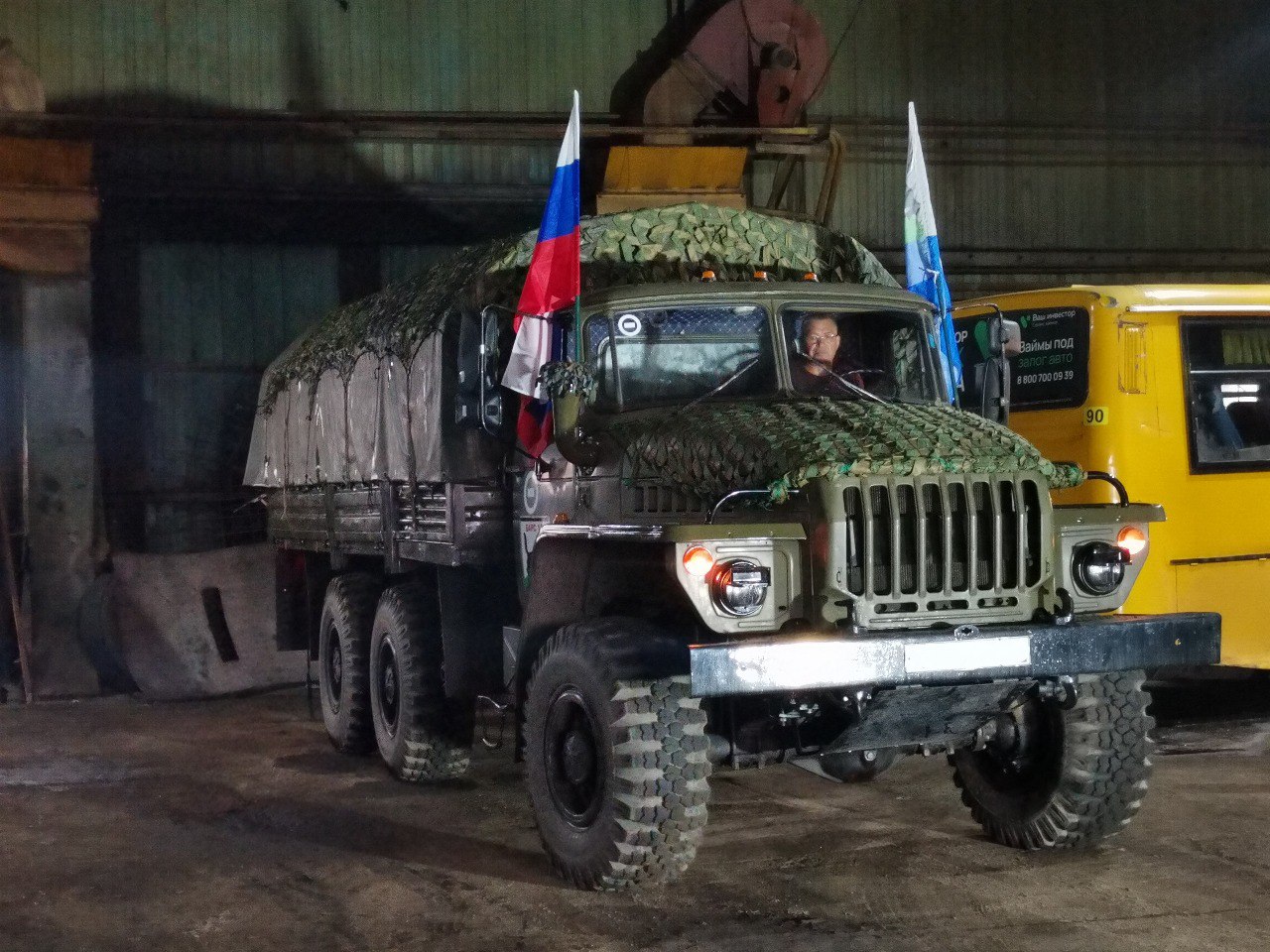 В зону СВО из Иркутска отправили автомобиль «Урал» с гуманитарным грузом