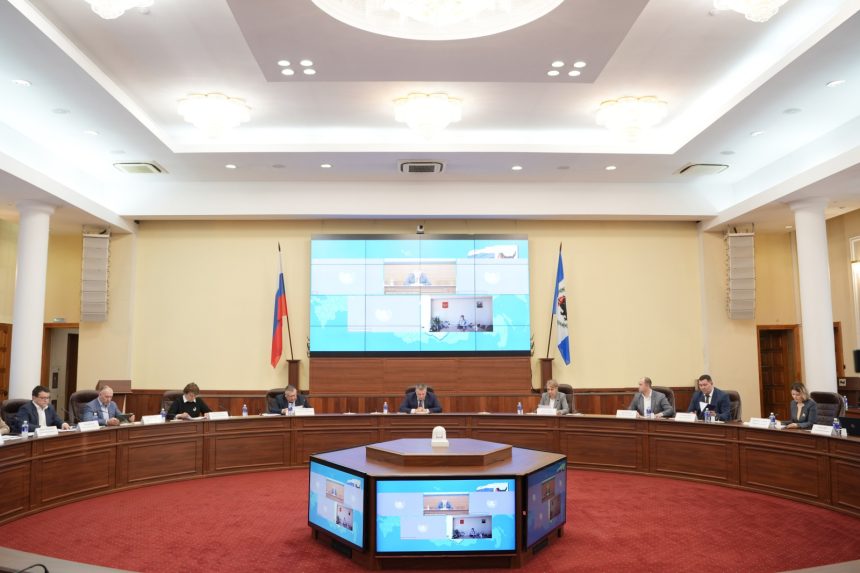 Власти Иркутской области направят 1,2 млрд рублей на капремонт 14 школ