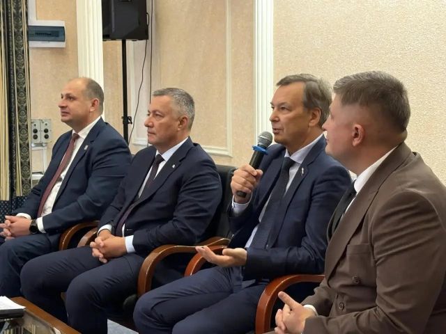 Глава Приангарья и сенаторы РФ работают сегодня в Братске