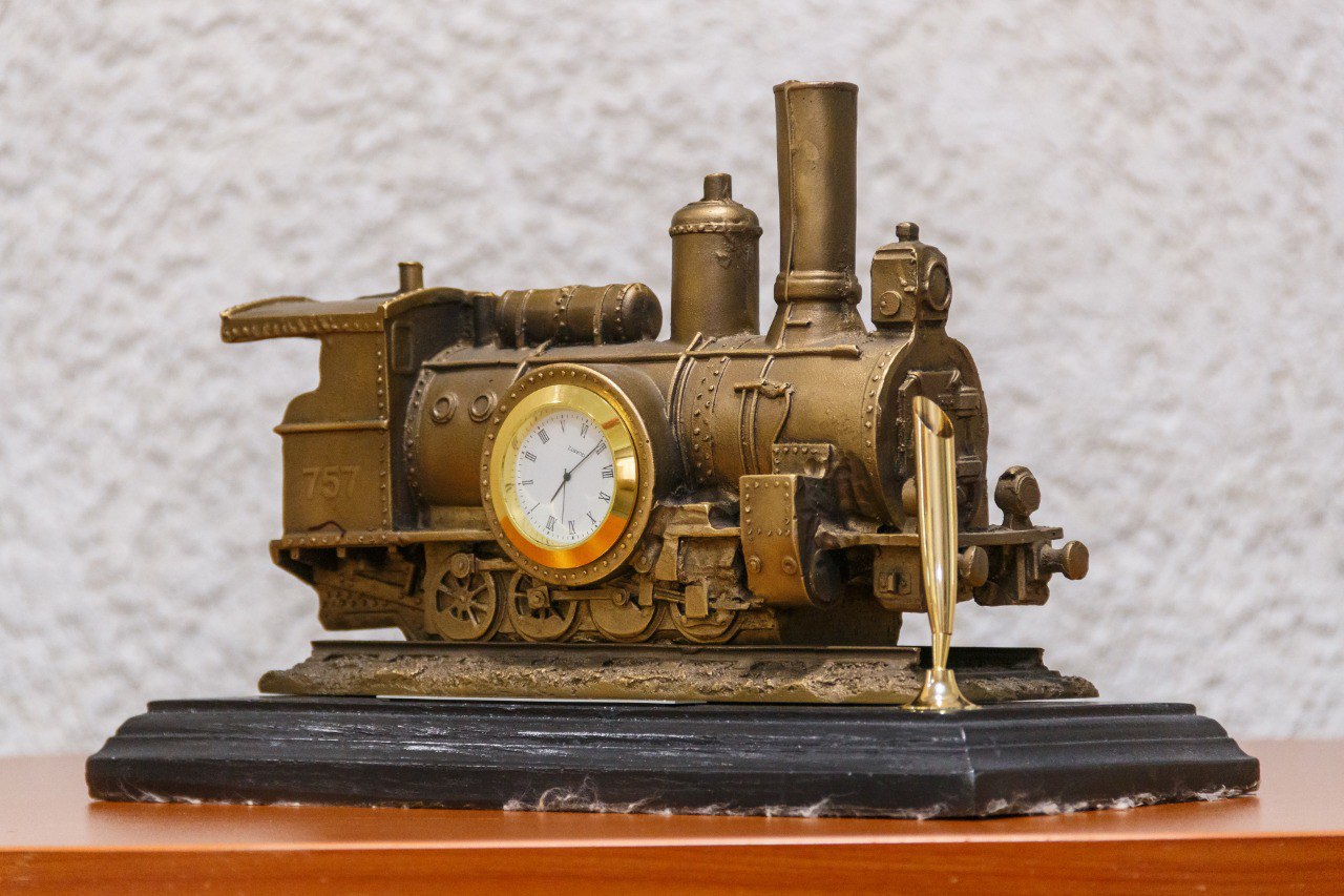 Vystavku Starinnyh Chasov Otkryli V Irkutske