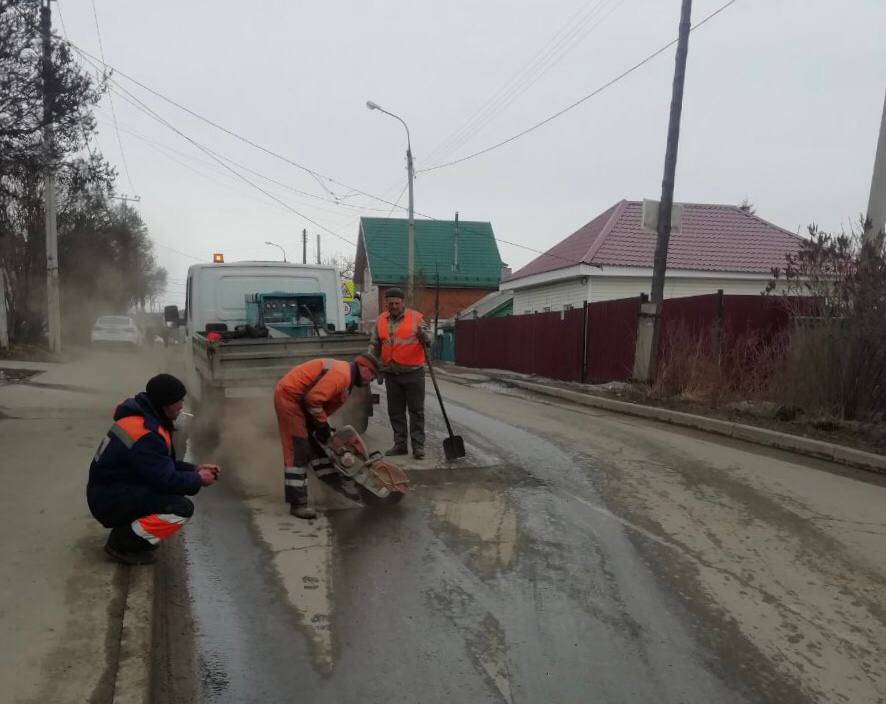 Ямочный ремонт провели на улице Первомайской в Иркутске