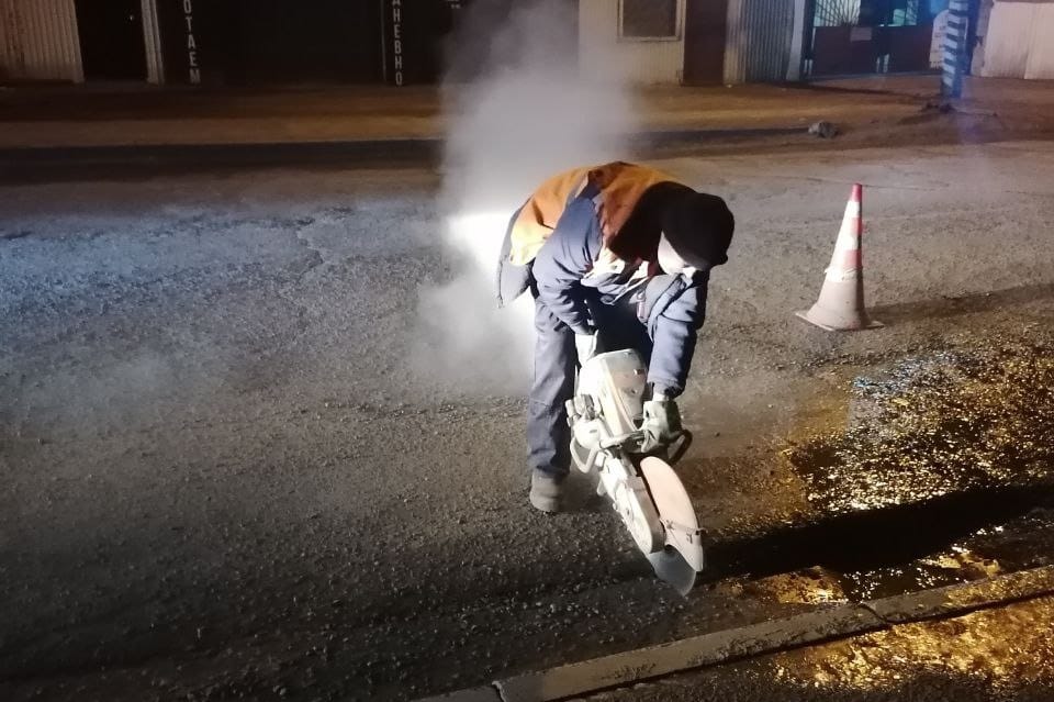 Ямочный ремонт выполнили на улицах Баррикад и Фаворского в Иркутске