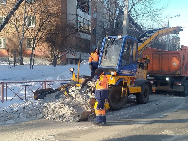 Более 2500 тонн снега вывезено за сутки с улиц Иркутска