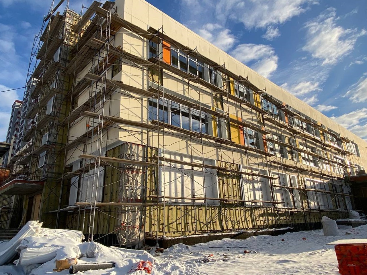 Здание начальной школы №57 в Иркутске к концу января построено на 60 %