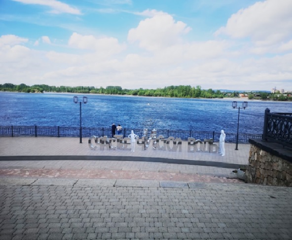 Зеркальный бабр "поселится" на набережной Ангары в Иркутске